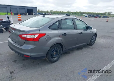 2014 Ford Focus S from USA, damaged, VIN 1FADP3E28EL206848